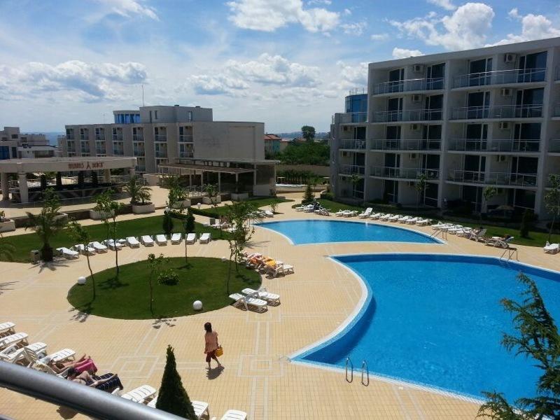 Apartment With Terrace In Spa Complex Burgas by Eksteriør bilde